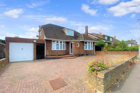 4 bedroom bungalow for sale, Bampton Road, L & D Borders, Luton, Bedfordshire, LU4 0DD