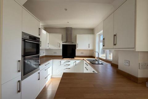 3 bedroom end of terrace house for sale, South Croydon CR2