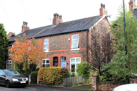 2 bedroom end of terrace house to rent, Timperley WA15