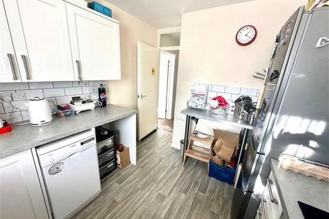10 Greystone Avenue, Worthing, BN13 1LR