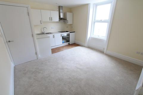 2 bedroom flat to rent, Verulam Place, Bournemouth,