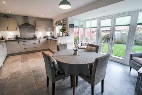 4 bedroom detached house for sale, Blackthorn Avenue, Knaresborough, HG5