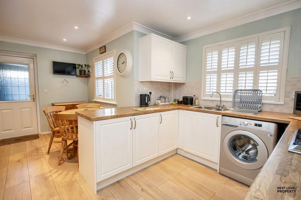 Kitchen/Breakfast Room