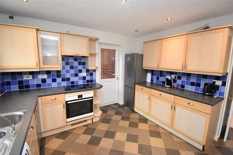 4 bedroom detached house for sale, Bedford Road, Houghton Regis, Dunstable, Bedfordshire, LU5