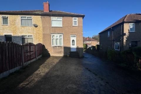 3 bedroom semi-detached house to rent, York avenue, Huddersfield HD2