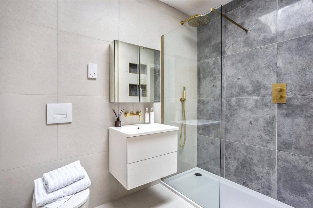 Example Ensuite