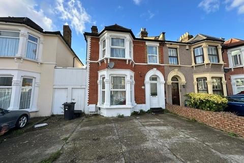 3 bedroom terraced house for sale, LANSDOWNE ROAD, ILFORD IG3