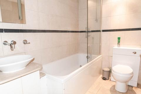 1 bedroom apartment for sale, Royal Drive, London N11