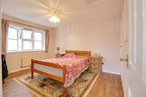 37 Caddywell Meadow, Torrington, EX38 7NZ