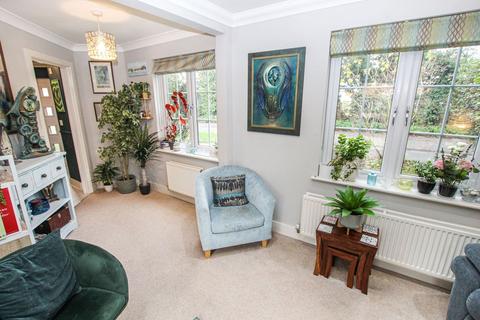 2 Barnes Way, Herne Bay, CT6 6RX