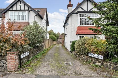 5 bedroom detached house for sale, Parker Close, Surrey SM5