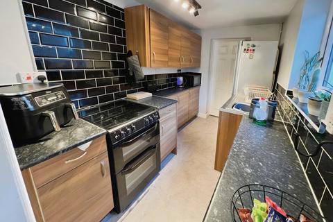 2 bedroom terraced house for sale, Rutland Street, Staffordshire ST1