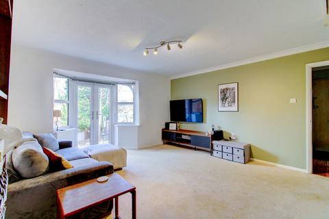 2 bedroom end of terrace house for sale, Lawsone Rise, Buckinghamshire HP13