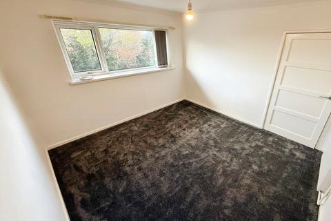 2 bedroom house to rent, Bradley Green Road, Greater Manchester SK14