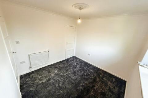 2 bedroom house to rent, Bradley Green Road, Greater Manchester SK14