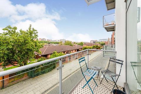 2 bedroom apartment to rent, Liverpool L1