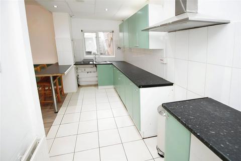 3 bedroom end of terrace house to rent, Stanley Street, Bedfordshire MK41