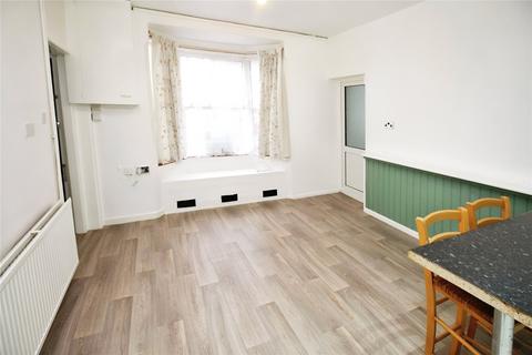 3 bedroom end of terrace house to rent, Stanley Street, Bedfordshire MK41