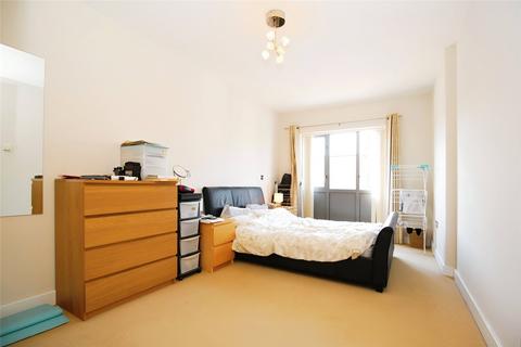 1 bedroom flat to rent, Church Road, Surrey TW20