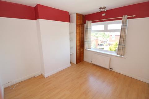 3 bedroom semi-detached house to rent, Primrose Lane, Leeds LS15