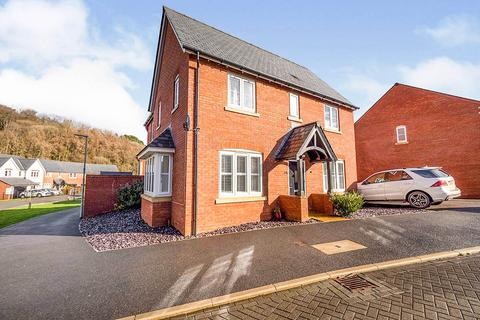 4 bedroom detached house for sale, Nellies Wood View, Totnes TQ9