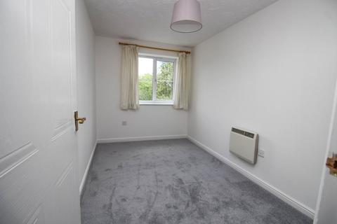 2 bedroom flat to rent, Bentall Place, Hampshire SP10