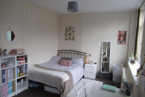 3 bedroom house share to rent, Hockley Buildings, Nottingham NG1