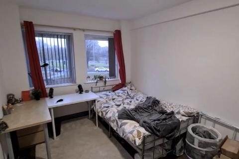 3 bedroom house share to rent, Flat 5d Trent Bridge Build, Nottingham NG2