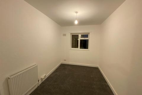 1 bedroom flat to rent, Vicarage Lane, Gravesend, Kent, DA12