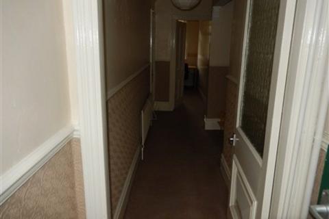 2 bedroom flat to rent, Helmsley Road, Newcastle upon Tyne, NE2 1RD