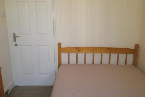 3 bedroom flat to rent, Doncaster Road, Newcastle upon Tyne, NE2 1RB