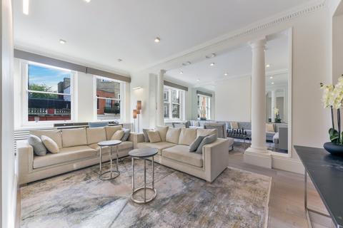 4 bedroom apartment to rent, Rutland Gardens, SW7