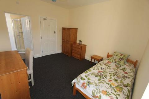 1 bedroom in a house share to rent, Meyrick Road, Stafford, ST17 4DG