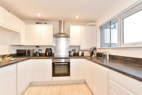 1 bedroom apartment for sale, Old Road, Chatham, Kent