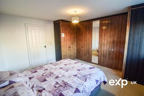 3 bedroom semi-detached house for sale, Parliament Way, Mansfield NG21