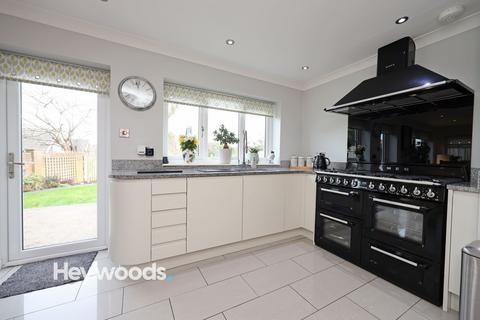3 bedroom detached house for sale, Wayfield Grove, Hartshill, Stoke on Trent