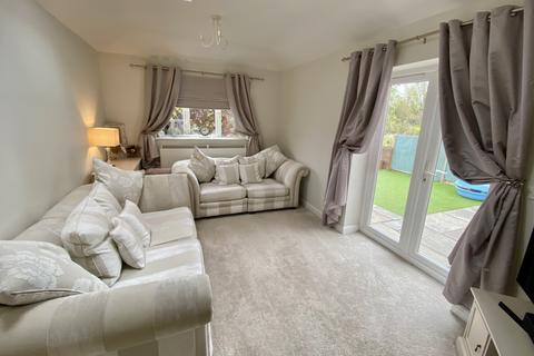 33 Borrowdale Way, Grantham, NG31 8QX