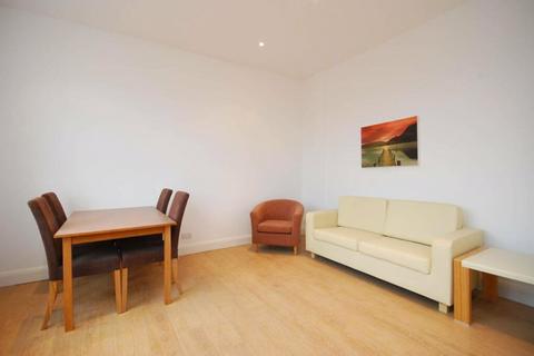 1 bedroom apartment to rent, Moray Mews, Finsbury Park, N7