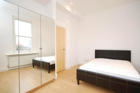 1 bedroom apartment to rent, Moray Mews, Finsbury Park, N7