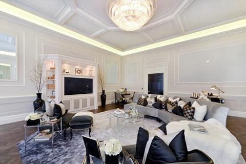 2 bedroom apartment for sale, Cadogan Square, Knightsbridge SW1X.