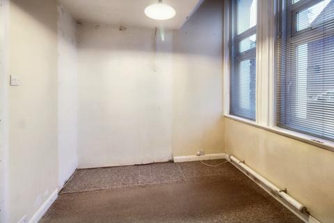 1 bedroom apartment for sale, Alexandra Court, Alexandra Road, Farnborough , GU14