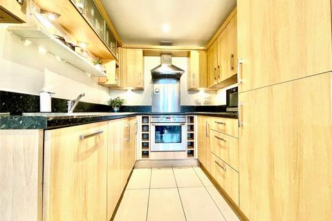 51 Cloudeseley Close, Sidcup, DA14 6TF