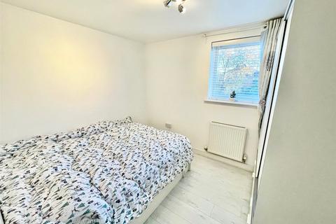 51 Cloudeseley Close, Sidcup, DA14 6TF