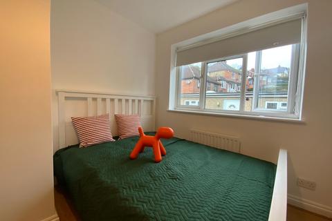 1 bedroom in a house share to rent, Lane End Road, High Wycombe, HP12