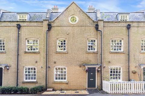 3 bedroom property for sale, Old Station Place, Chatteris, Cambridgeshire.