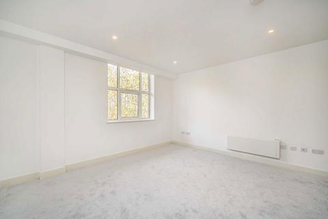 2 bedroom flat for sale, Bromyard Avenue, London W3