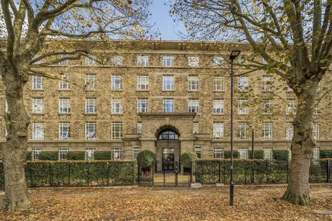Bromyard Avenue, London W3
