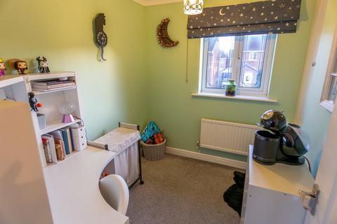 12 Cusworth Way, Worksop, S80 1YD