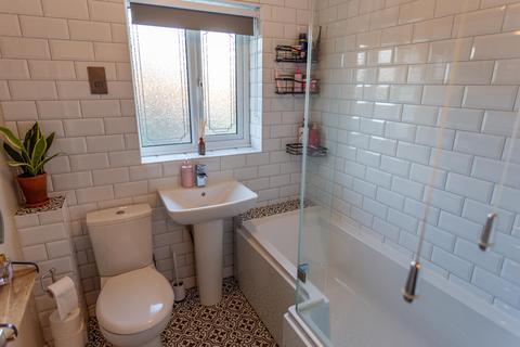 12 Cusworth Way, Worksop, S80 1YD