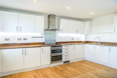 2 bedroom flat to rent, Alscot Road Southwark SE1